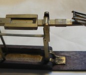 Folding Georgian Guinea Scales c1805